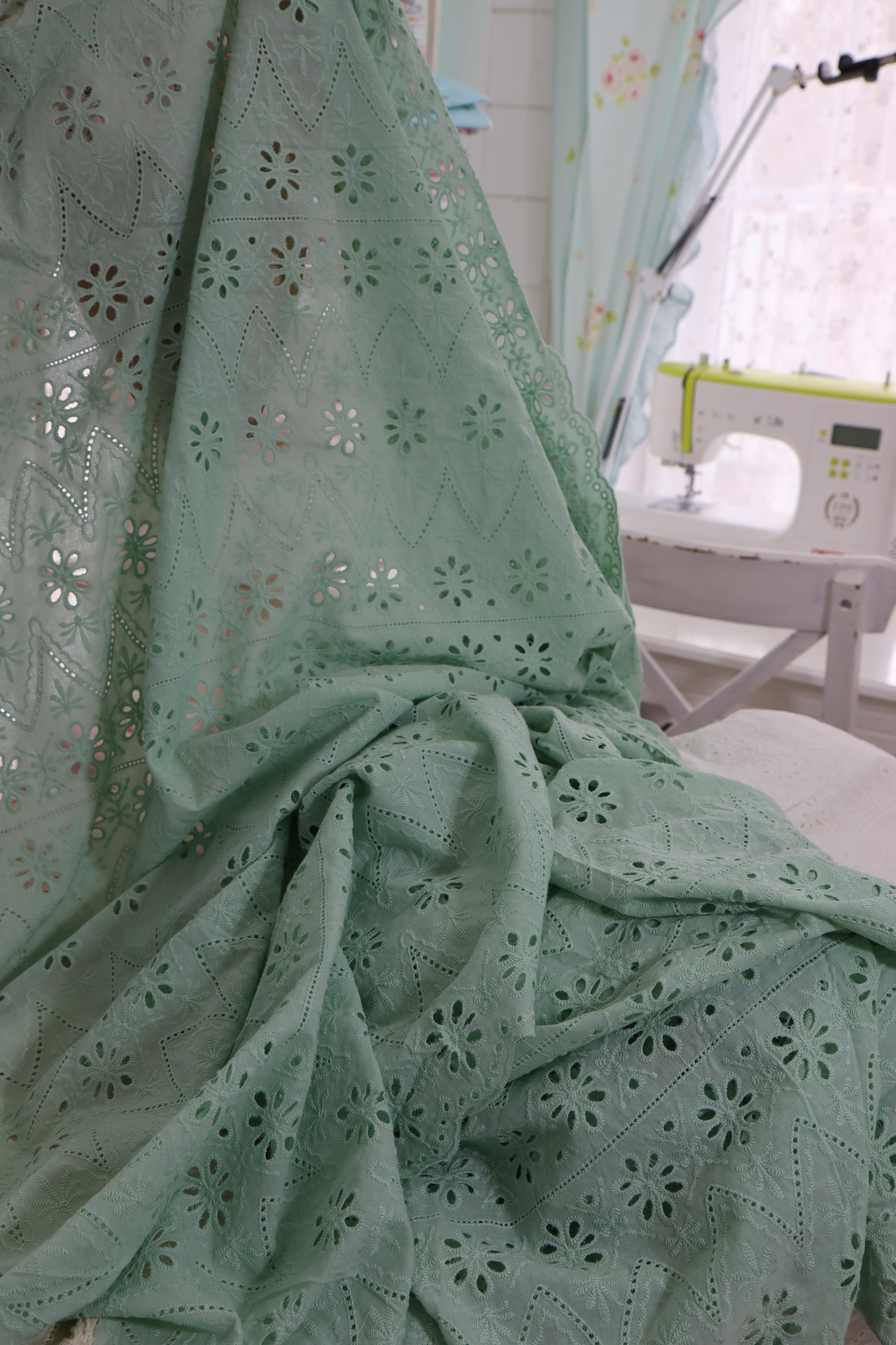 картинка Кружевное шитье  бирюзово-зеленое.  от магазина Ариши Рукодельные нежности