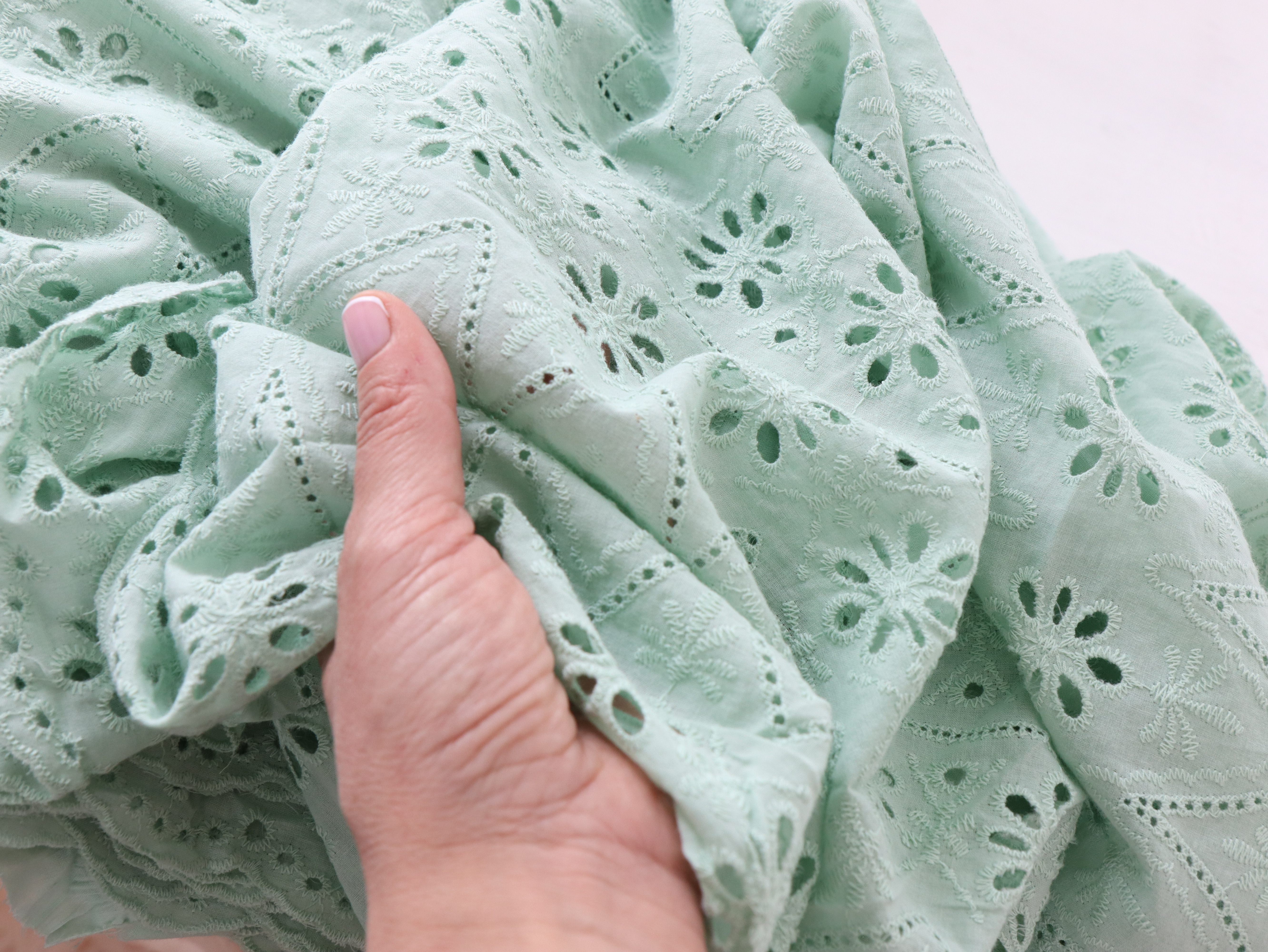 картинка Кружевное шитье  бирюзово-зеленое.  от магазина Ариши Рукодельные нежности