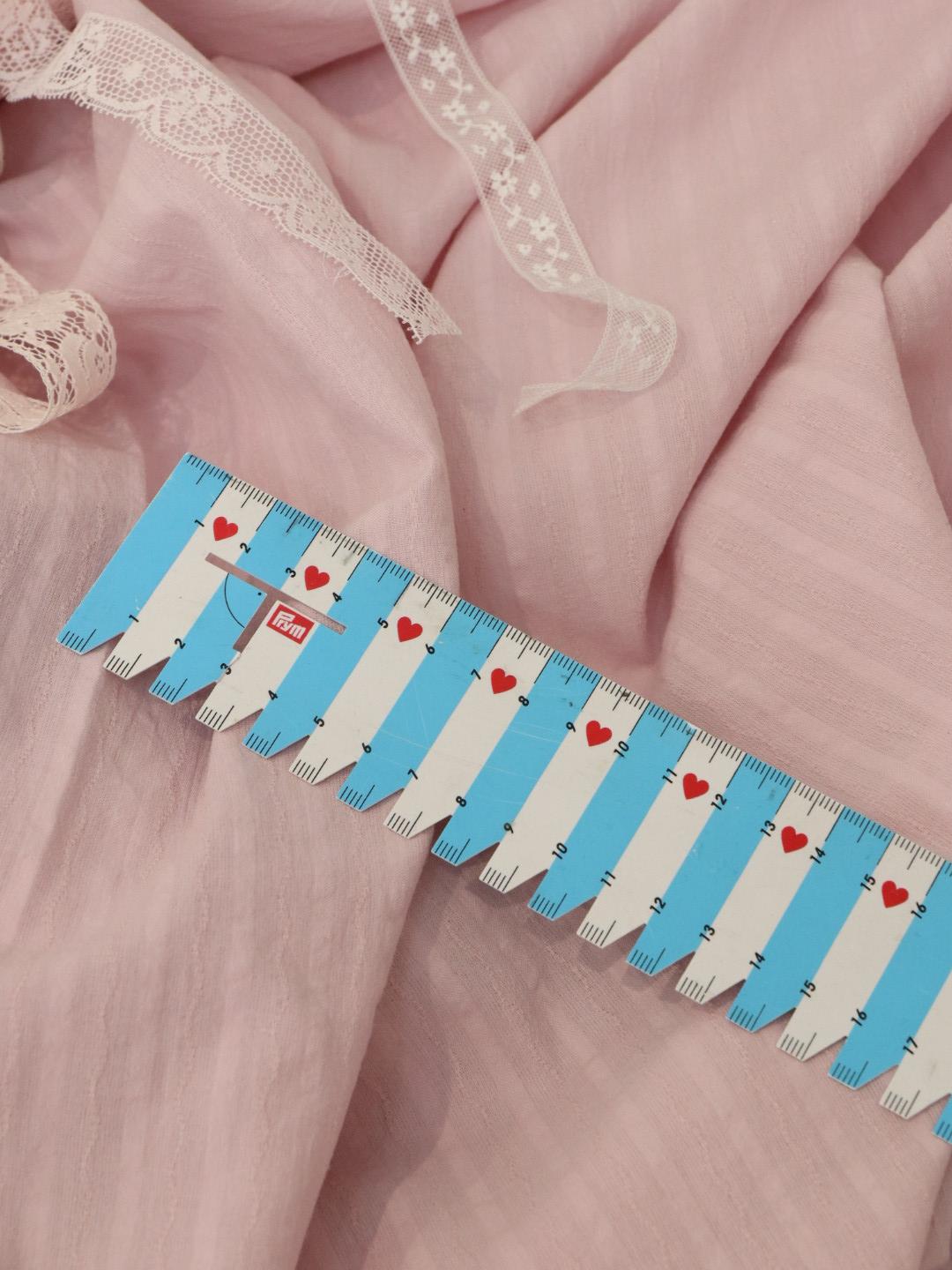 картинка Хлопок фактурный сиреневый (пыльно-лиловый) ф4.  от магазина Ариши Рукодельные нежности