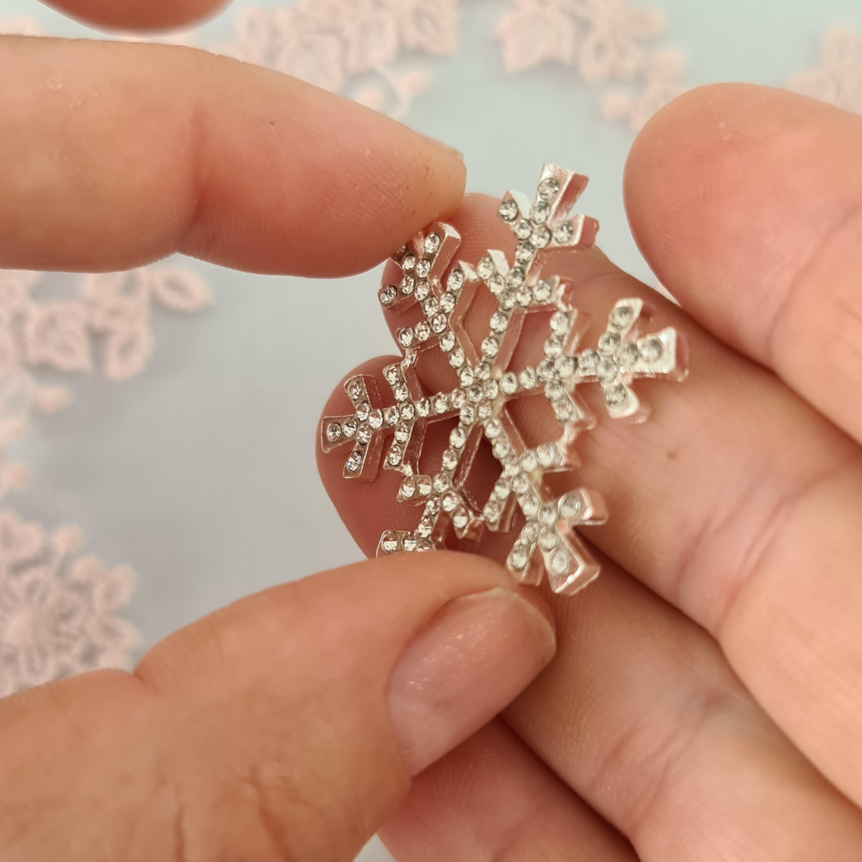 Детальное фото декоративной фигурки "Украшение  Снежинка 1208." из пластика - магазин Ариши