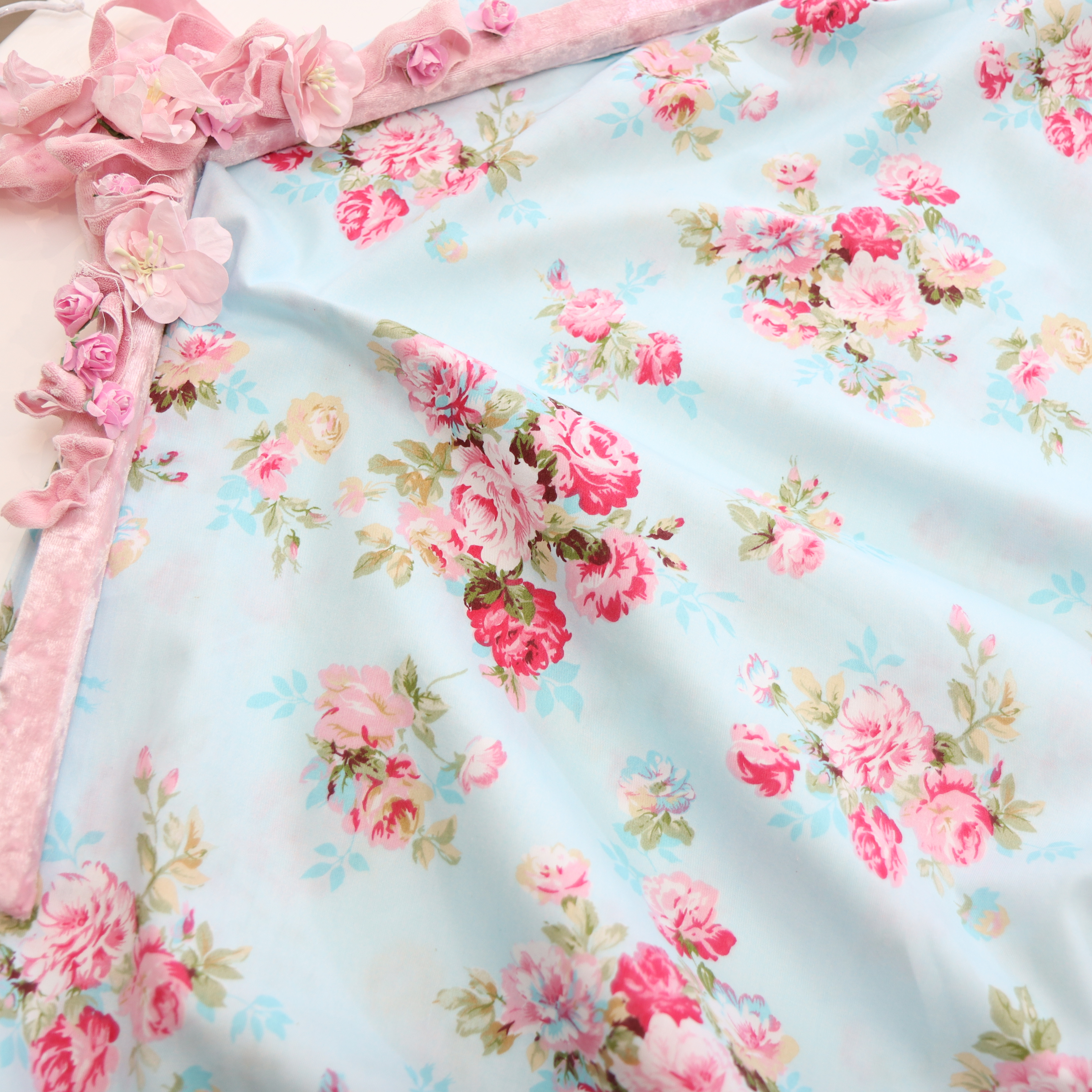 картинка Ткань хлопок "Елена Бирюзово-голубой" . от магазина Ариши Рукодельные нежности