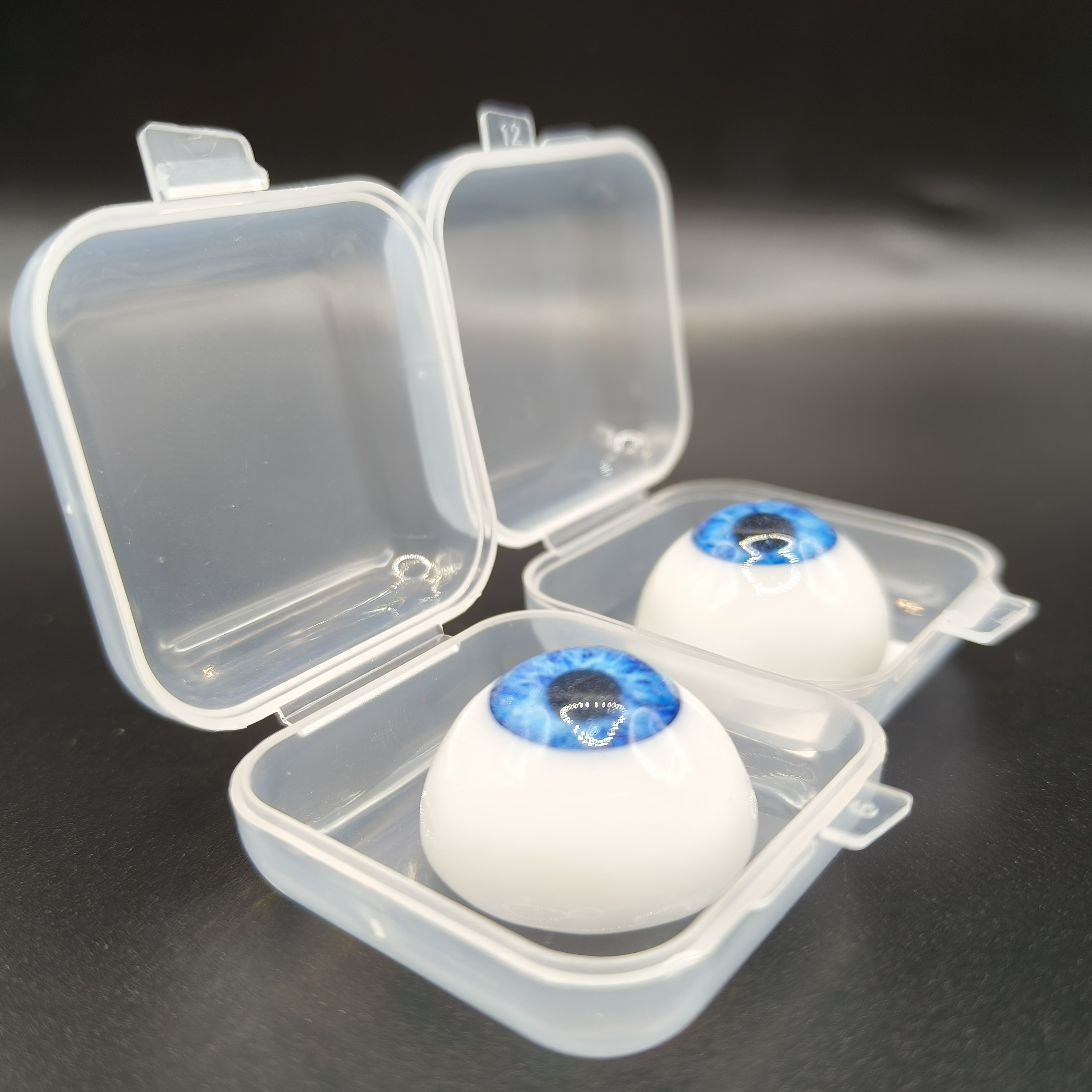 Детальное фото авторских глаз для кукол  от магазина Ариши кукольные нежности