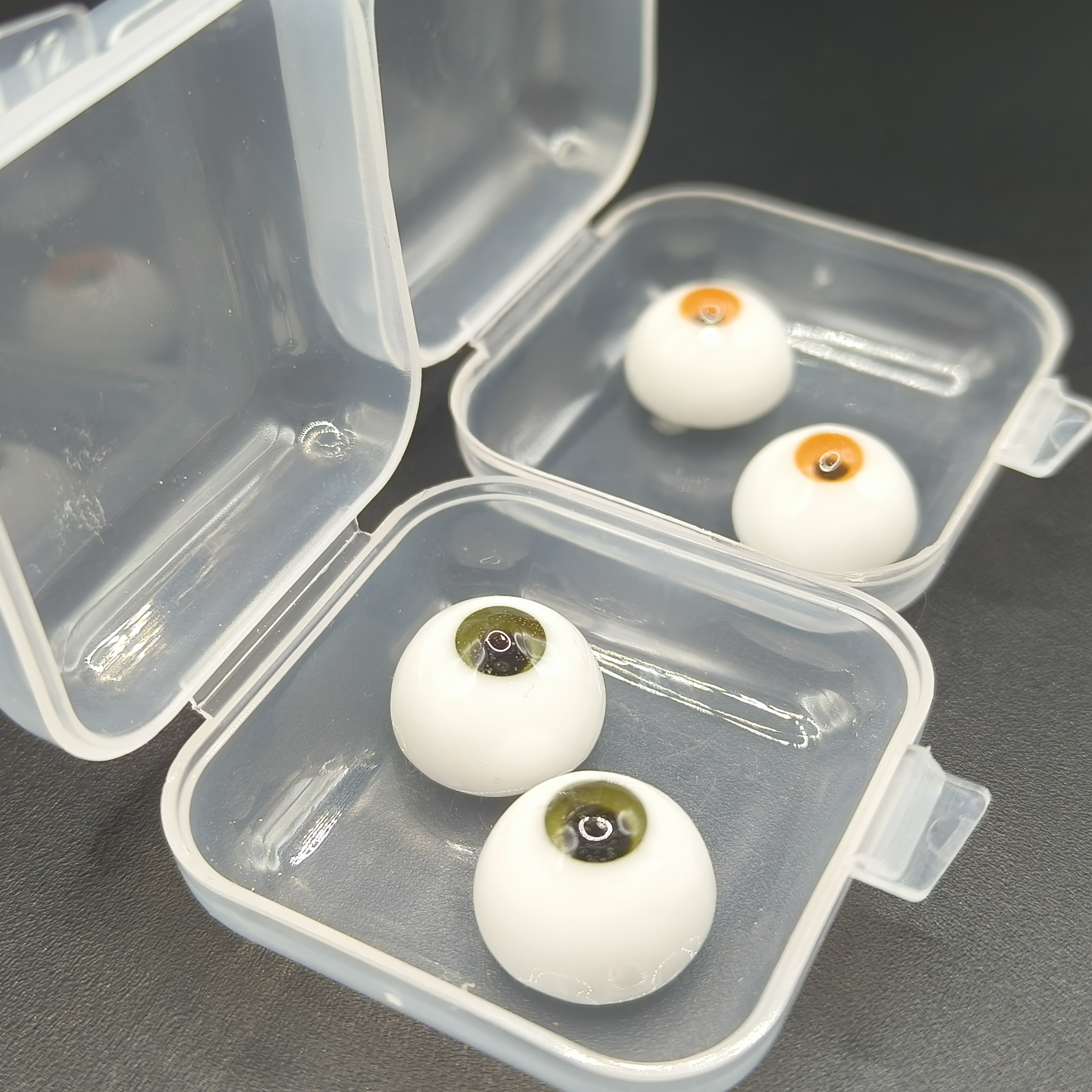 Детальное фото авторских глаз для кукол  от магазина Ариши кукольные нежности