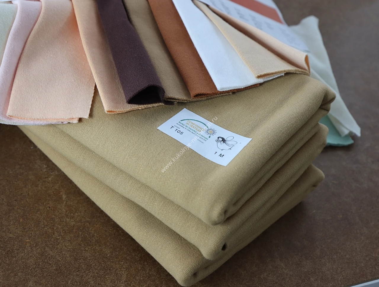 Натуральная ткань для кукол с уникальной текстурой - фото материала крупным планом