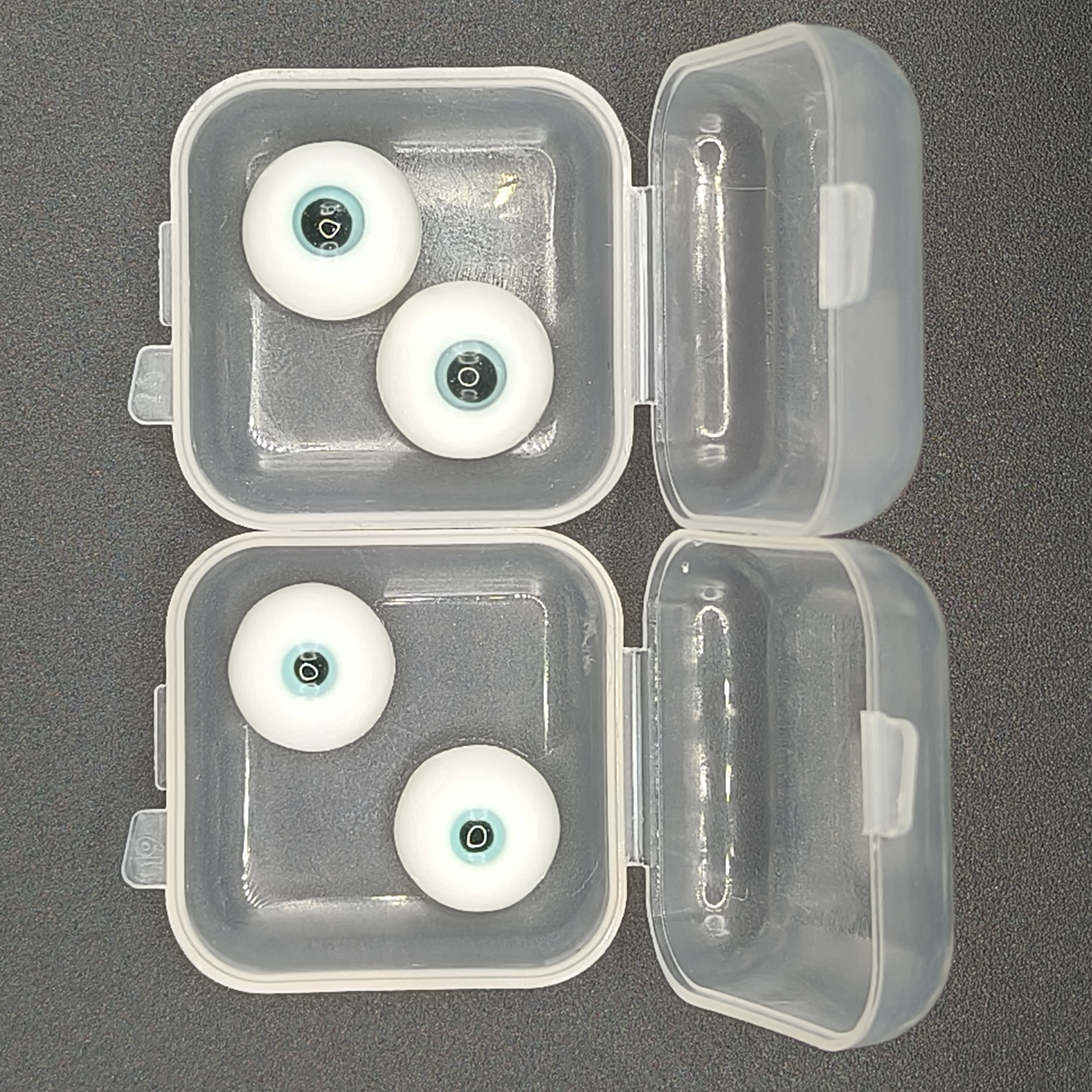 Детальное фото авторских глаз для кукол  от магазина Ариши кукольные нежности