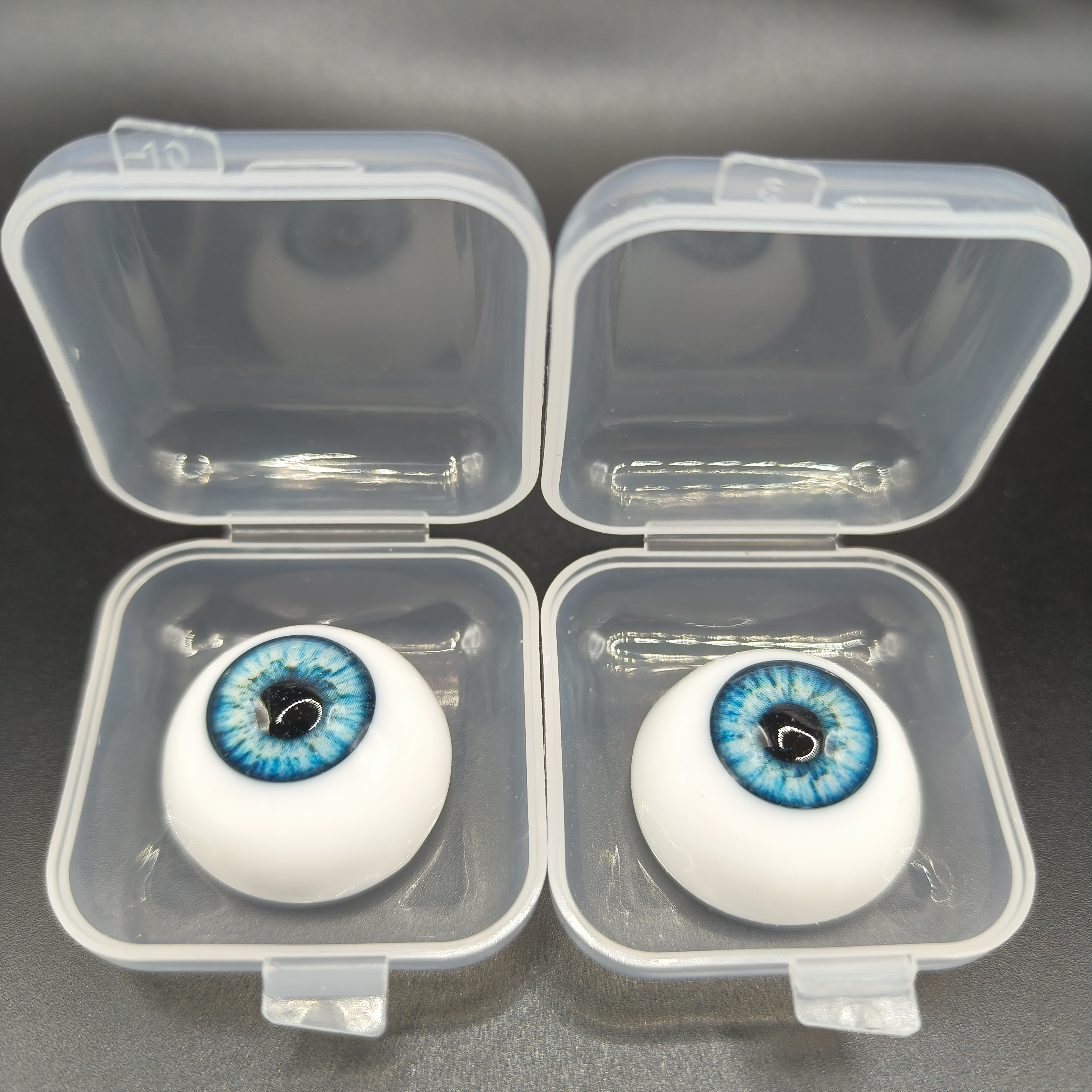 Детальное фото авторских глаз для кукол  от магазина Ариши кукольные нежности